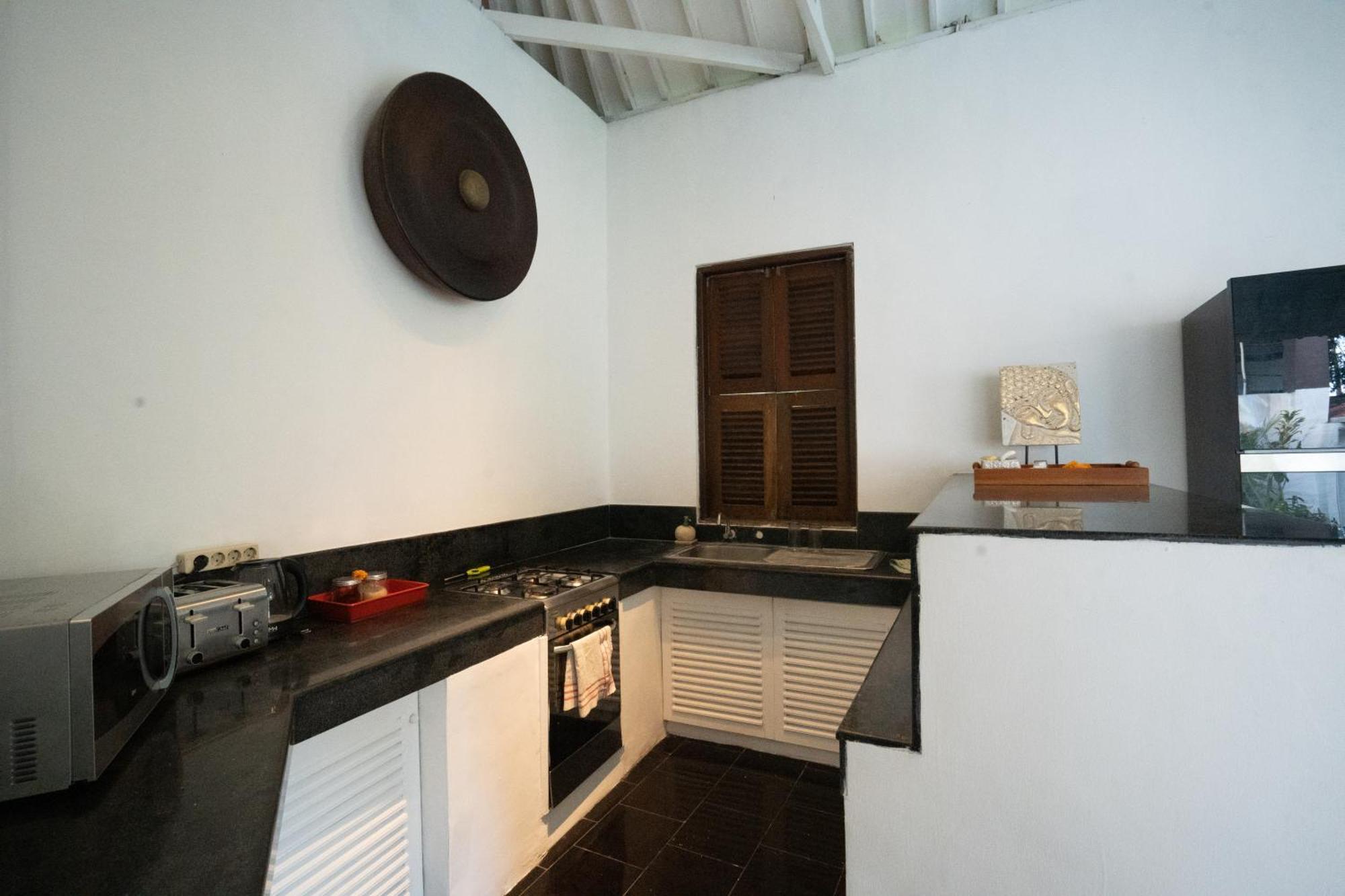 Villa Etnik Seminyak Exterior foto