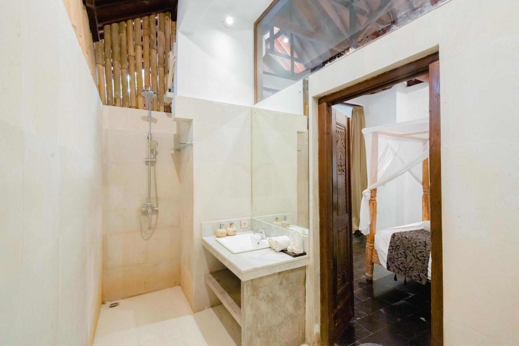 Villa Etnik Seminyak Exterior foto